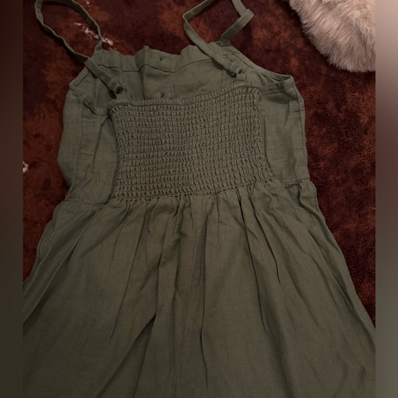 Green romper - Picture 5 of 5